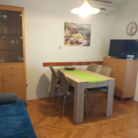 Apartments Picolo Paradiso Miljenko Debelic Barbat na Rabu Eksteriør bilde